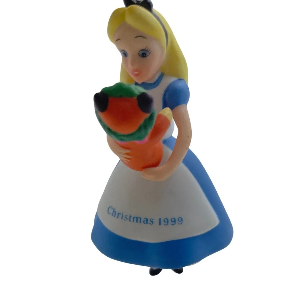Disney Alice in Wonderland Christmas 1999‎ Ornament Alice Holding Dinah Kitten